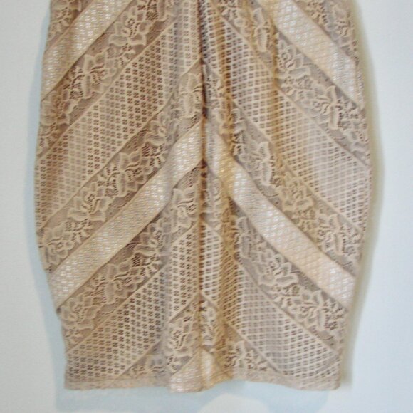 Guess Lacey Bodycon Mini Dress Nude Tan Stretch Bandage Holiday Party Size Small - Picture 12 of 13